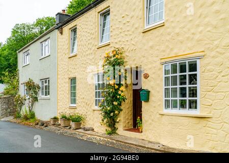 SOLVA, PAYS DE GALLES - le 29 JUIN 2021 : Solva est un village du côté sud de la péninsule St Davids et du côté nord de la baie St Bride, Banque D'Images