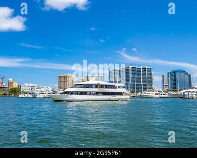 Le bateau de croisière Marina Jack II déjeuner et dîner à Sarasota Bay sur le front de mer de Sarasota Floride Banque D'Images