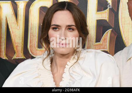 Los Angeles, États-Unis. 24 juillet 2021. Emily Blunt arrive à la première mondiale de la CROISIÈRE DANS LA JUNGLE de Disney, qui a eu lieu à Disneyland à Anaheim, en Californie, le mardi 24 juillet 2021. (Photo par Sthanlee B. Mirador/Sipa USA) crédit: SIPA USA/Alay Live News Banque D'Images