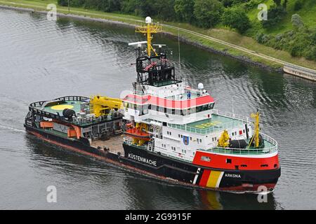 Navire de contrôle de la pollution ARKONA, canal de Kiel Banque D'Images