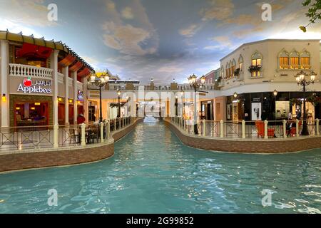 Doha, Qatar - 25 septembre 2019 : Centre commercial Villaggio avec canal Banque D'Images