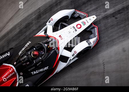 99 Wehrlein Pascal (ger), TAG Heuer Porsche Formula E Team, Porsche 99X Electric, action pendant l'ePrix de Londres 2021, 7e réunion du Championnat du monde de Formule E 2020-21, sur l'Excel Londres du 24 au 25 juillet, à Londres, Royaume-Uni - photo Germain Hazard / DPPI Banque D'Images