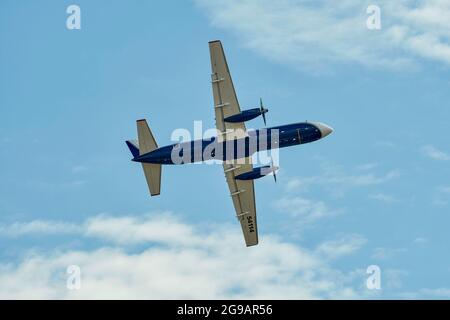 Transport il-114 survole Zhukovsky pendant l'événement. Un programme à grande échelle pour le 15e salon aérien MAKS a été préparé par les équipes de voltige russes, 'Sunfts', 'Falcons of Russia' et 'Berkuts' représentant les Forces aérospatiales de la Fédération de Russie. Les pilotes de l'équipe de vol acrobatique russe First Flight et, bien sûr, les invités de l'Inde - l'équipe DE vol ACROBATIQUE D'HÉLICOPTÈRE SARANG ont pris leur avion dans le ciel au-dessus de Zhukovsky. (Photo de Mihail Siergiejewicz / SOPA Imag/Sipa USA) Banque D'Images