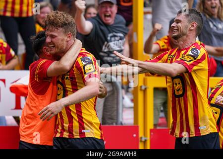 MECHELEN, BELGIQUE - JUILLET 25 : Ferdy Druijf de KV Mechelen célèbre après avoir remporté le but lors du match Jupiler Pro League entre KV Mechelen et le FC Royal Anvers à l'AFAS Stadion le 25 juillet 2021 à Mechelen, Belgique (photo de Jeroen Meuwsen/Orange Pictures) Banque D'Images