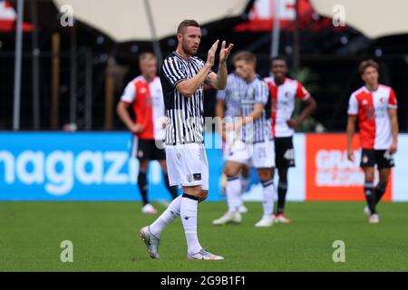 ROTTERDAM, PAYS-BAS - JUILLET 25: Jasmin Kurtic de PAOK Saloniki pendant le match Club friendly entre Feyenoord et PAOK Saloniki à de Kuip le 25 juillet 2021 à Rotterdam, pays-Bas (photo de Herman Dingler/Orange Pictures) crédit: Orange pics BV/Alay Live News Banque D'Images