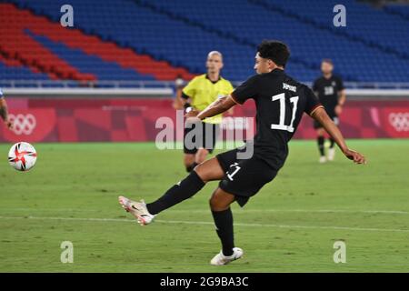 Nadiem AMIRI (GER) tire le but à 0-1, action, tir de but. Arabie Saoudite (KSA) - Allemagne (GER) 2-3, football, International Stradium Yokohama le 25 juillet 2021, Jeux Olympiques d'été 2020, à partir de juillet 23. - 08.08.2021 à Tokyo/Japon. Banque D'Images