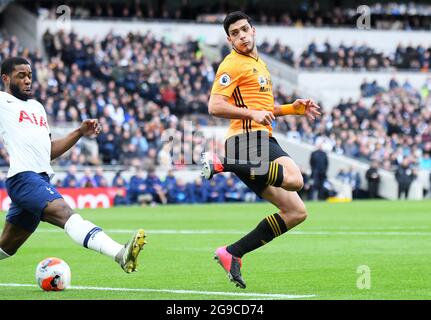 LONDRES, ANGLETERRE - 1er mars 2020 : Raul Jimenez de Wolverhampton photographié pendant le match de la Premier League 2020/21 entre Tottenham Hotspur FC et Wolverhampton FC au stade Tottenham Hotspur. Banque D'Images