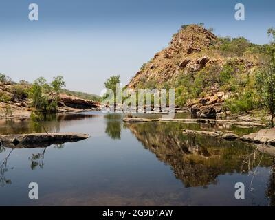 Paysage rocheux et piscines peu profondes sur Bell Creek, au-dessus de Bell gorge, Gibb River Road, Kimberley, Australie occidentale. Banque D'Images