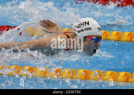 Tokyo, Japon. 26 juillet 2021. Yufei Zhang, de Chine, participe au 100m Butterfly féminin au Tokyo Aquatics Centre, lors des Jeux Olympiques d'été de Tokyo, au Japon, le lundi 26 juillet 2021. Photo par Tasos Katopodis/UPI. Crédit : UPI/Alay Live News Banque D'Images