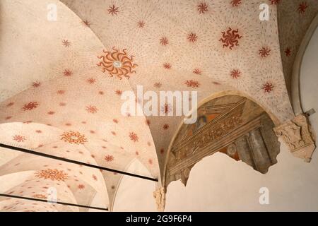 Italie, Lombardie, Milan. Château Castello Sforzesco, Cour Cortile Della Rocchetta, Décoration Banque D'Images