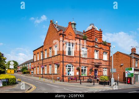 Victoria Technical Schools et Free Library Building maintenant bureau du conseil à Middlewich Cheshire Royaume-Uni Banque D'Images