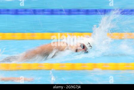 (210726) -- TOKYO, le 26 juillet 2021 (Xinhua) -- Kathleen Ledecky des États-Unis participe aux épreuves du 200 m libre féminin aux Jeux Olympiques de Tokyo 2020 à Tokyo, au Japon, le 26 juillet 2021. (Xinhua/Ding Xu) Banque D'Images