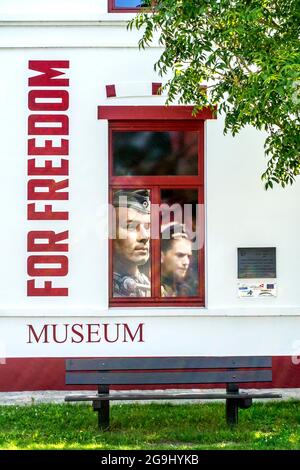 Entrée du Musée pour la liberté sur la Seconde Guerre mondiale à Ramskapelle, Knokke-Heist, Flandre Occidentale, Belgique Banque D'Images