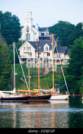 Windjammers at Rest à Rockport Harbour, Rockport, Maine, Etats-Unis Banque D'Images