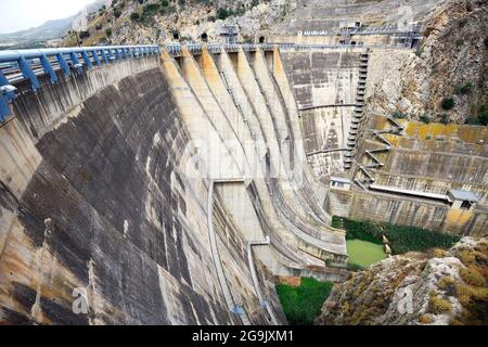 Barrage de Diga Rosamarina, Caccamo, Sicile, Italie Banque D'Images