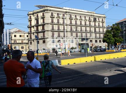 HÔTEL UNA sur corso Giuseppe Garibaldi à Naples, Italie. Banque D'Images