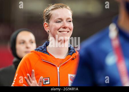 Tokyo, Japon. 27 juillet 2021. TOKYO, JAPON - JUILLET 27: Britt Eerland des pays-Bas en compétition avec des célibataires féminins Round 3 lors des Jeux Olympiques de Tokyo 2020 au Tokyo Metropolitan Gymnasium le 27 juillet 2021 à Tokyo, Japon (photo de Ronald Hoogendoorn/Orange Pictures) NOCNSF Credit: Orange pics BV/Alay Live News Banque D'Images