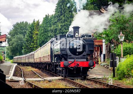 LA locomotive-citerne GWR Pannier 7714 qui dirige un train de voyageurs sur le Severn Valley Railway Shropshire Banque D'Images