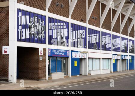 Fenêtres extérieures du statif Cobbold Facelift, Portman Road, Ipswich, Royaume-Uni - 23 juillet 2021 Banque D'Images