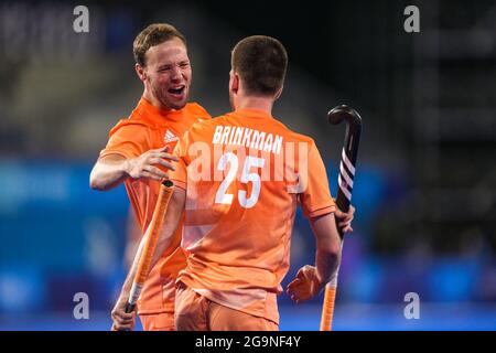 TOKYO, JAPON - 27 JUILLET : Thierry Brinkman, des pays-Bas, célèbre après avoir mis ses côtés en compétition pour le deuxième but de Men's Pool B lors des Jeux Olympiques de Tokyo 2020 au stade de hockey de l'Oi, le 27 juillet 2021 à Tokyo, Japon (photo de Yannick Verhoeven/Orange Pictures) NOCNSF Banque D'Images