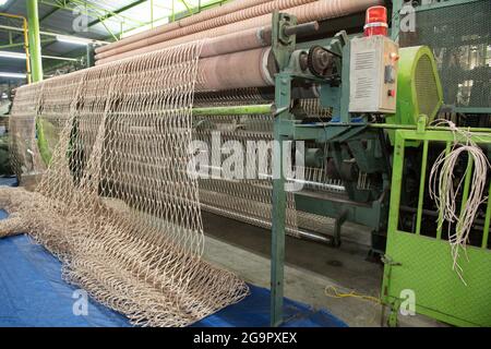 Bobines textiles et corde, machine textile, machine de fabrication de corde en nylon de haute qualité dans l'usine Banque D'Images