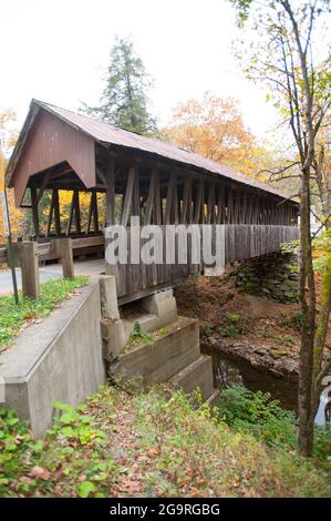 Pont couvert de Dingleton Hill, Cornish, New Hampshire, États-Unis Banque D'Images