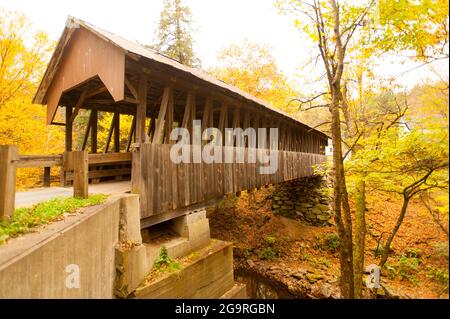 Pont couvert de Dingleton Hill, Cornish, New Hampshire, États-Unis Banque D'Images