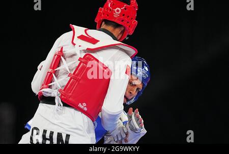 27 juillet 2021 : Hongyi Sun de Chine et Ivan Sapina de Croatie pendant le Taekwondo aux Jeux Olympiques de Tokyo au Makuhari Messe Hall A, Tokyo, Japon. Prix Kim/CSM Banque D'Images