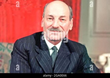 CLEMENT ATTLEE (1883-1967) politicien travailliste britannique comme Premier ministre en 1946 Banque D'Images