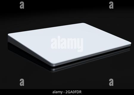 Pavé tactile ou pavé tactile sans fil argenté isolé sur fond noir Banque D'Images