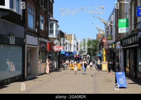 Beaucoup de magasins fermés sur la ville balnéaire de Margate's High Street, sur l'île de Thanet, Kent, Royaume-Uni Banque D'Images