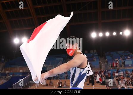 Tokyo, Japon. 28 juillet 2021. Hashimoto Daiki, du Japon, célèbre après la finale de gymnastique artistique des hommes aux Jeux Olympiques de Tokyo 2020 à Tokyo, au Japon, le 28 juillet 2021. Credit: Xinhua/Alay Live News Banque D'Images