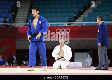 Tokyo, Japon. 27 juillet 2021. Takanori NAGASE (JPN) contre LA CHASSE Matthias (bel) lors des Jeux Olympiques Tokyo 2020, Judo Homme -81kg semi-inal le 27 juillet 2021 à Nippon Budokan à Tokyo, Japon - photo Kishimoto/DPPI/LiveMedia crédit: Independent photo Agency/Alay Live News Banque D'Images