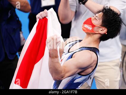 Tokyo, Japon. 28 juillet 2021. Hashimoto Daiki, du Japon, célèbre après la finale de gymnastique artistique des hommes aux Jeux Olympiques de Tokyo 2020 à Tokyo, au Japon, le 28 juillet 2021. Credit: Xinhua/Alay Live News Banque D'Images