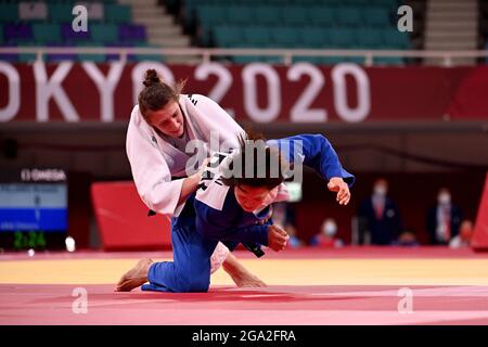 Tokyo, Japon. 28 juillet 2021. Michaela POLLERES (AUT) dans son combat contre Chizuru ARAI (JPN), judo, femmes, femmes -70 kg, finale, Finale, le 07/28/2021, Nippon Budokan. Jeux olympiques d'été 2020, de 23.07. - 08.08.2021 à Tokyo/Japon. CRÉDIT : dpa/Alay Live News Banque D'Images