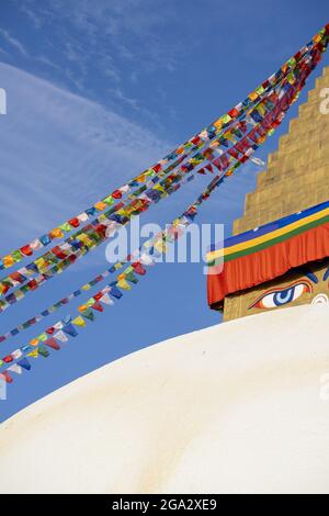 La plus grande stupa bouddhiste tibétaine au Népal à Boudhanath superbe de Katmandou; Katmandou, Katmandou, Népal Banque D'Images