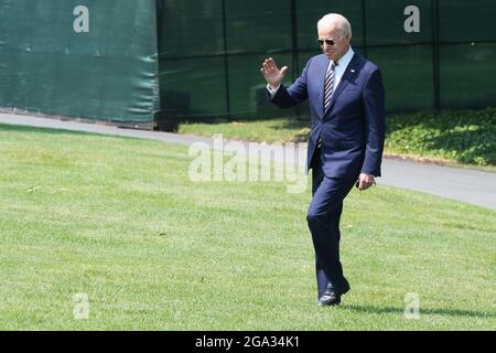 Washington, États-Unis. 28 juillet 2021. LE président DES ÉTATS-UNIS, Joe Biden, part à la joint base Andrew sur la route vers Allentown-Pennsylvania, à la Maison Blanche. Crédit : SOPA Images Limited/Alamy Live News Banque D'Images