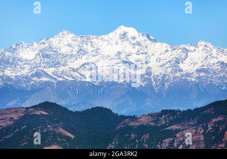 Mont Bandarpunch, Himalaya, vue panoramique de l'Himalaya indien, grande chaîne himalayenne, Uttarakhand Inde, vue de Mussoorie Road, chaîne Gangotri Banque D'Images