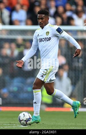 Blackburn, Royaume-Uni. 28 juillet 2021. Junior Firpo #3 de Leeds United en action pendant le match à Blackburn, Royaume-Uni le 7/28/2021. (Photo de Mark Cosgrove/News Images/Sipa USA) crédit: SIPA USA/Alay Live News Banque D'Images