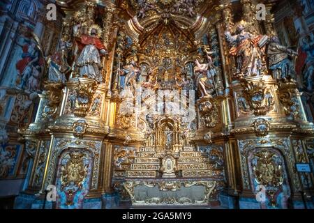 Retable baroque du Sanctuaire du Miracle, Riner, Catalogne, Espagne. Le retable Renaissance de la chapelle de Santísimo, à partir de 1530, a été Banque D'Images