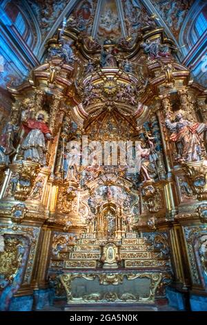 Retable baroque du Sanctuaire du Miracle, Riner, Catalogne, Espagne. Le retable Renaissance de la chapelle de Santísimo, à partir de 1530, a été Banque D'Images