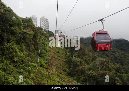 GENTING HIGHLAND, MALAISIE, NOVEMBRE 22 2019. Téléphérique Skyway menant à Genting Jan 22,2019 Genting Highland était célèbre place en Malaisie.Cable cars Banque D'Images