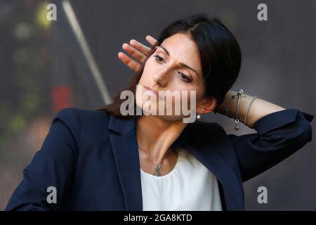 Rome, Italie. 29 juillet 2021. Le candidat maire de Rome aux prochaines élections, Virginia Raggi lors d'une confrontation à l'Acquario Romano, pendant le 'Festival dell'Architettura'.Rome (Italie), 29 juillet 2021 photo Samantha Zucchi Insidefoto crédit: Insidefoto srl/Alay Live News Banque D'Images