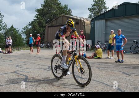 Malaucène, France. 07e juillet 2021. Steven kruijswijk en action lors de la deuxième montée du Mont-Ventoux au Tour de France 2021. Il s'est classé 21 de la scène.la 11e étape du Tour de France 2021 a lieu entre Sorgues et Malaucene avec une double ascension du Mont-Ventoux. Le vainqueur de la scène est Wout Van Aert. (Photo de Laurent Coust/SOPA Images/Sipa USA) crédit: SIPA USA/Alay Live News Banque D'Images