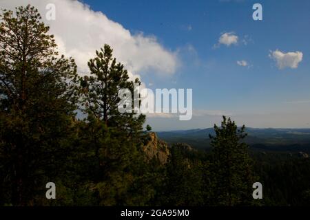 Vues depuis la Needles Highway en été, Dakota du Sud Banque D'Images