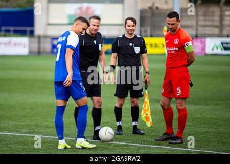 Aberystwyth, Royaume-Uni. 29 juillet 2021. Jetons avant le début. Connahs Quay et FC Prishtina dans le cadre de la 2e partie de qualification de l'UEFA Europa Conference League à Park Avenue le 29 juillet 2021. Crédit : Lewis Mitchell/Alay Live News Banque D'Images