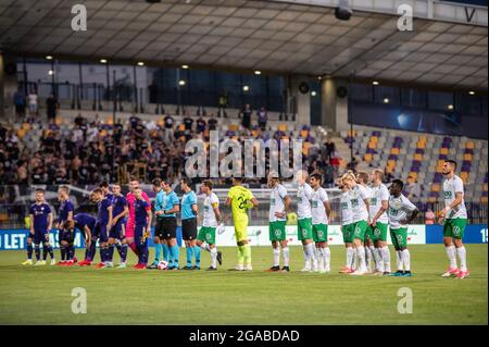 Maribor, Slovénie. 29 juillet 2021. Les joueurs de Maribor et de Hammarby sont vus avant le deuxième tour de qualification de l'UEFA Europa Conference League, deuxième match de jambe entre NK Maribor et Hammarby IF au stade Ljudski vrt à Maribor. (Note finale; NK Maribor 0:1 Hammarby IF) crédit: SOPA Images Limited/Alamy Live News Banque D'Images