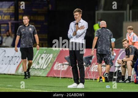 Maribor, Slovénie. 29 juillet 2021. Simon Rozman, entraîneur en chef de Maribor réagit lors du deuxième tour de qualification de l'UEFA Europa Conference League, match de deuxième jambe entre NK Maribor et Hammarby SI au stade Ljudski vrt à Maribor. (Score final; NK Maribor 0:1 Hammarby IF) (photo de Milos Vujinovic/SOPA Images/Sipa USA) crédit: SIPA USA/Alay Live News Banque D'Images