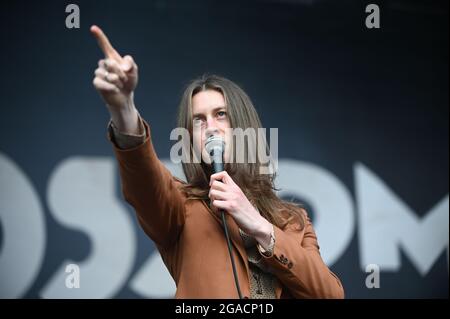 Blossoms se présentant aux tramways de Sheffield Banque D'Images