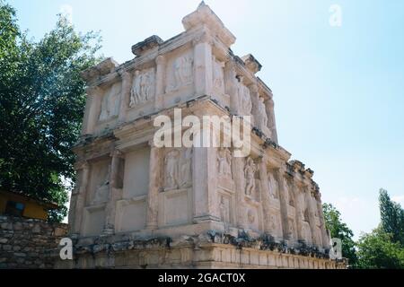 L'ancienne ville d'Aphrodisias est située à Aydın. Il attire l'attention avec ses structures en marbre. Anciennes colonnes, murs, temples. Banque D'Images